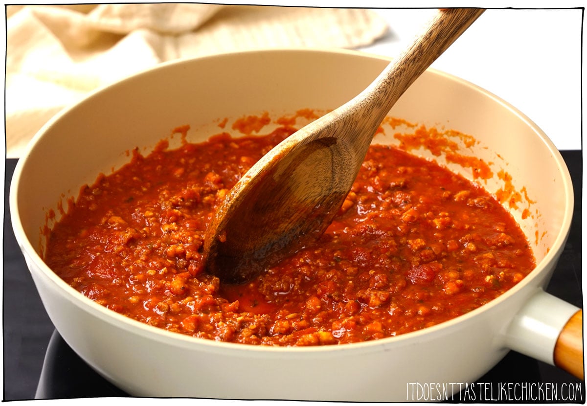 Stir the tofu into the sauce to make the vegan bolognese sauce.