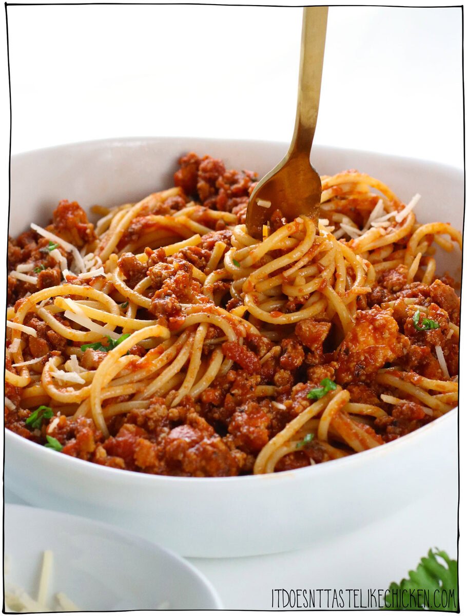 When people ask me what my favorite go-to recipe is, this Vegan Bolognese is always the answer! Rich, hearty, and so meaty you won’t believe it’s vegan, this protein-packed dish bursts with flavor. It’s easy to make and perfect for a cozy weeknight dinner or as a make-ahead meal.