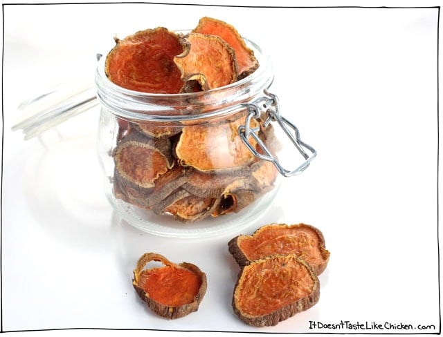 Easy DIY Sweet Potato Dog Chews, just like the store-bought treats but a fraction of the price. Dogs love these and they make a great gift! #itdoesnttastelikechicken