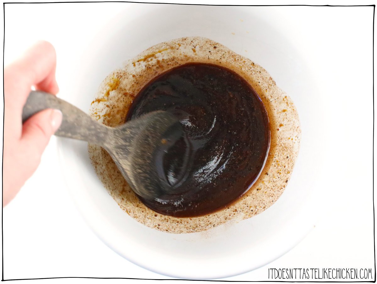 Mix the seasonings.