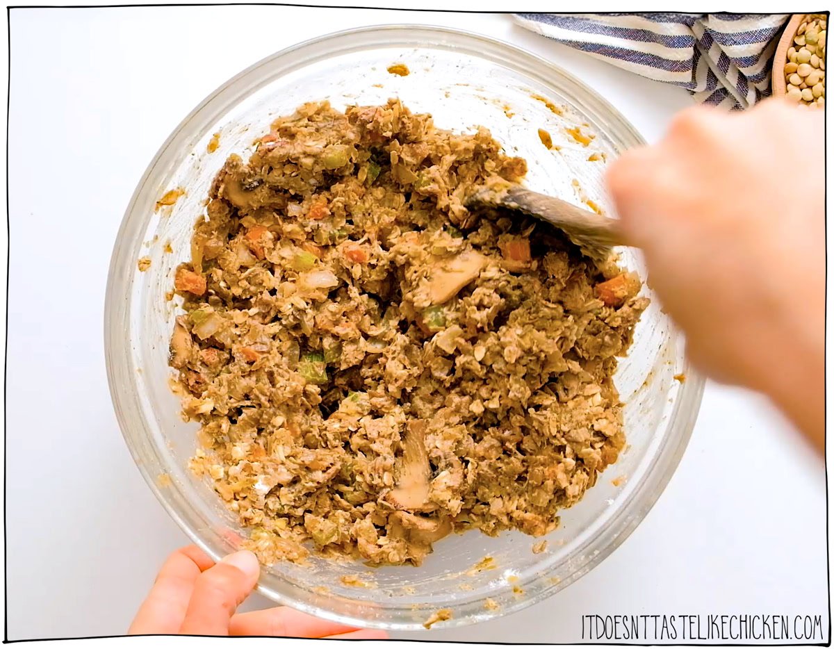 Mix the lentil filling.