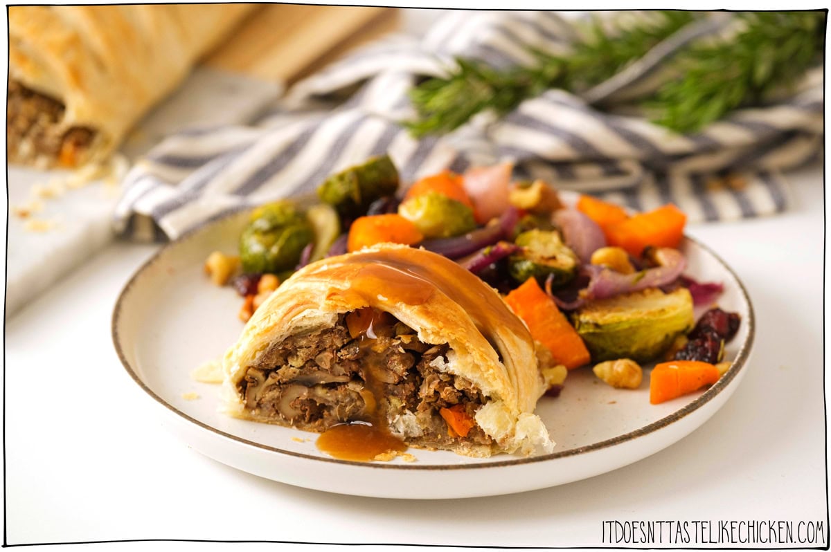 This Puff Pastry Wrapped Lentil Loaf is the ultimate vegan wellington recipe – a rich, delicious filling wrapped in flaky, buttery pastry. It’s a stunning centerpiece, perfect for holiday gatherings like Thanksgiving and Christmas. With mushroom-free, nut-free, and gluten-free options, this loaf is sure to impress even the non-vegans at the table!